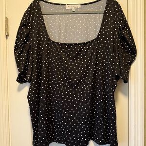 Socialite Black and White Heart Print Blouse